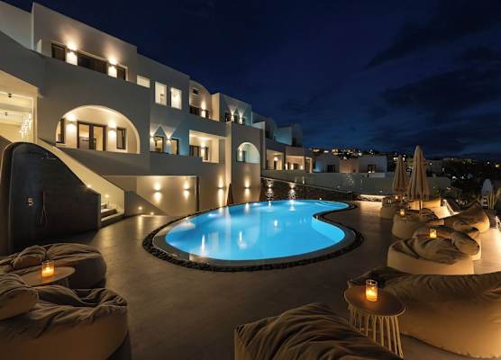 Kudos Suites Firostefani 1
