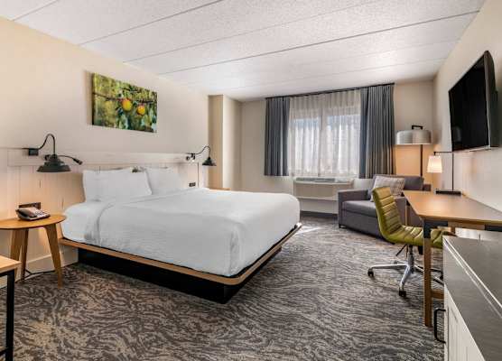 Fairfield Inn & Suites by Marriott Providence Airport Warwick 1