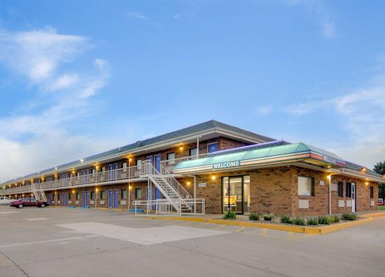 Motel 6-Salina, KS 1