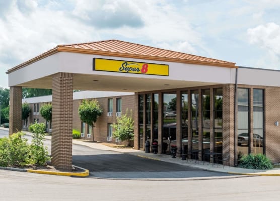 Super 8 by Wyndham Miamisburg Dayton S Area OH 1