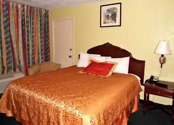 America's Best Inn Lakeland 1