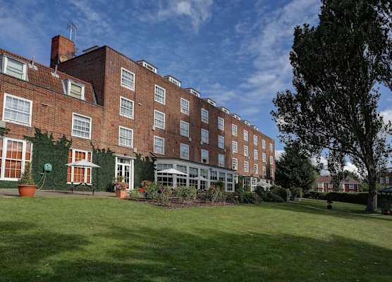 Best Western Homestead Court Hotel 1