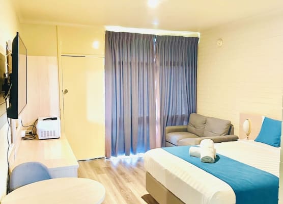 Junee Motor Inn 1