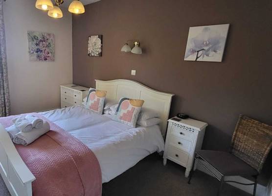 Ferndene Guest House 1