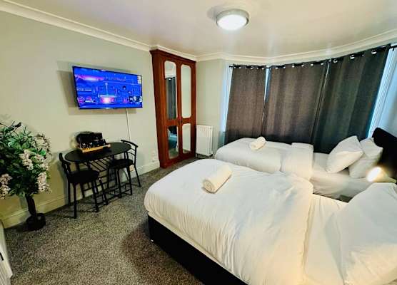 Sachi Hotel 1