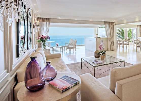 The Clarendon - Bantry Bay 1