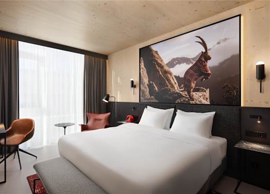 Radisson RED Innsbruck 1