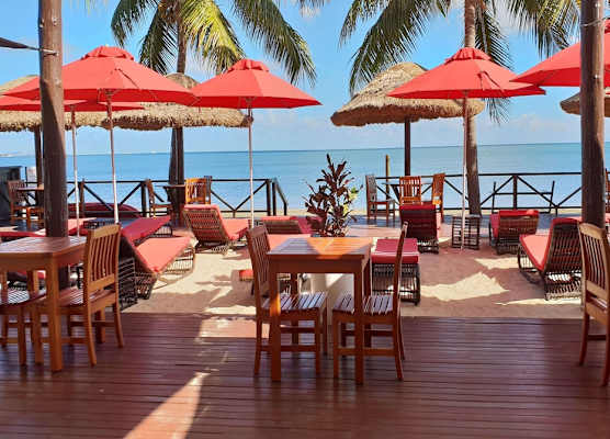 Ramada Suites by Wyndham Wailoaloa Beach Fiji 1