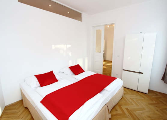 CheckVienna - Simmeringer Hauptstrasse 1