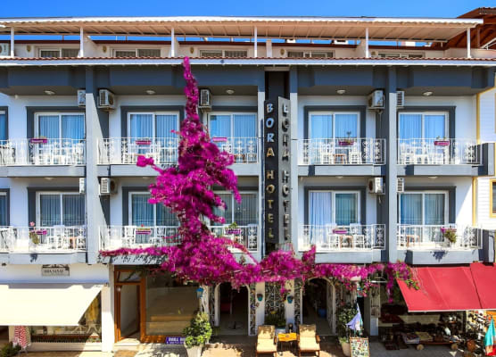 Bora Hotel 1