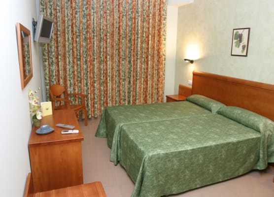 Hotel Fonda Neus 1