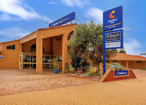 Comfort Inn Bay of Isles 1