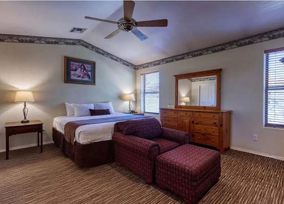 Majestic Mountain Inn 1