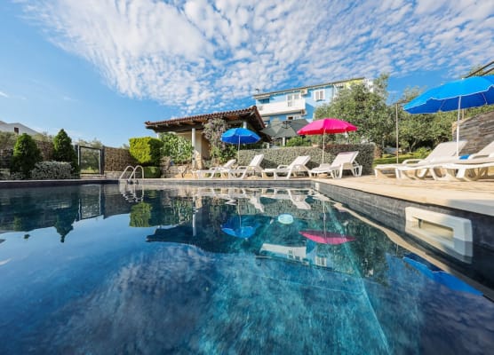 Luton Apartment Zadar Kozino Heating Pool & Jacuzzi 1