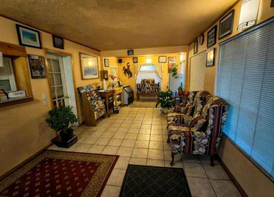 Cheyenne Motel 1
