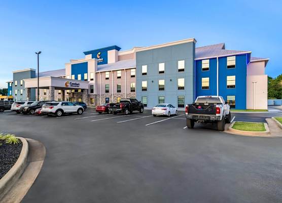 Comfort Inn & Suites River City Decatur 1