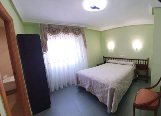 Hostal Restaurante Carolina 1