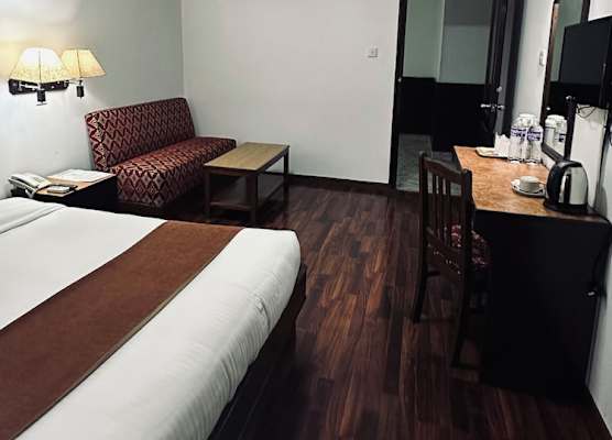 Fuji Hotel 1