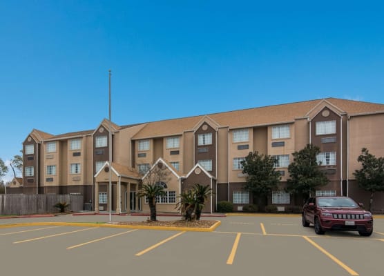 Americas Best Value Inn and Suites Lake Charles 1