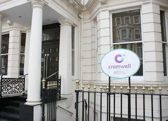 Cromwell Hotel 1