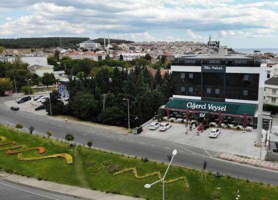 MİLLS HOTEL 1