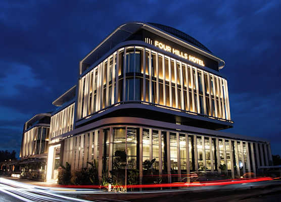 Four Hills Hotel 1