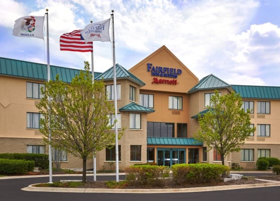 Fairfield Inn and Suites Chicago Lombard 1