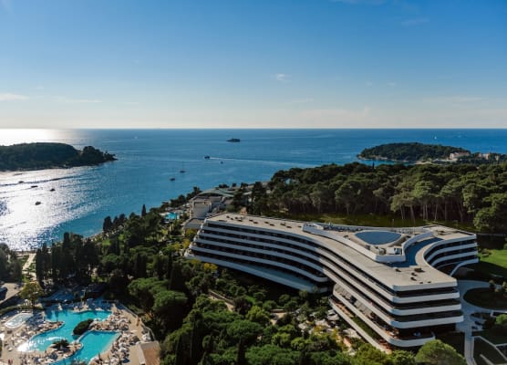Lone Hotel by Maistra Collection 1