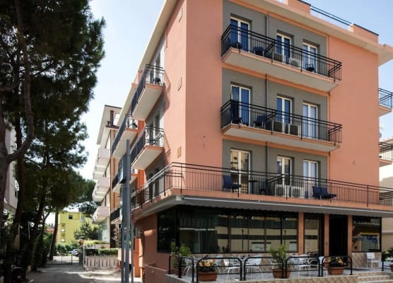 Hotel Scarlet 1