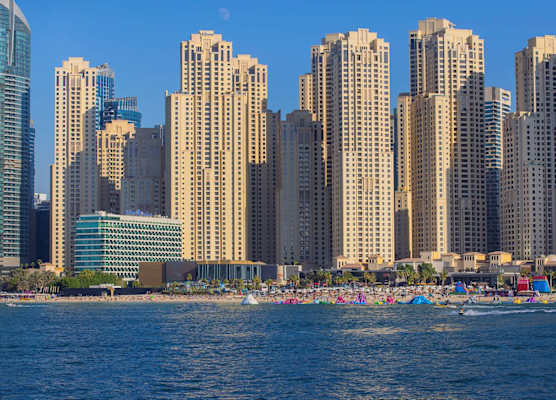 Hilton Dubai The Walk 1
