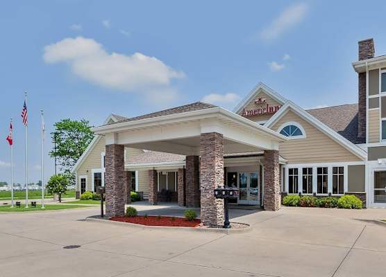 AmericInn by Wyndham Monmouth 1