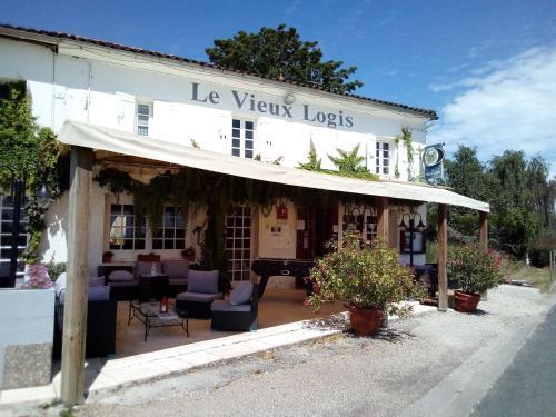 Le Vieux Logis de Clam 1