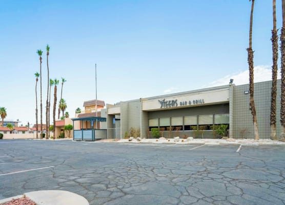 Royal Plaza Inn 1