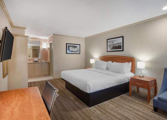 SureStay Plus Hotel by Best Western Mountain View 1