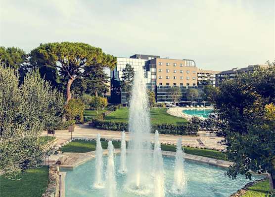Mercure Villa Romanazzi Carducci Bari 1