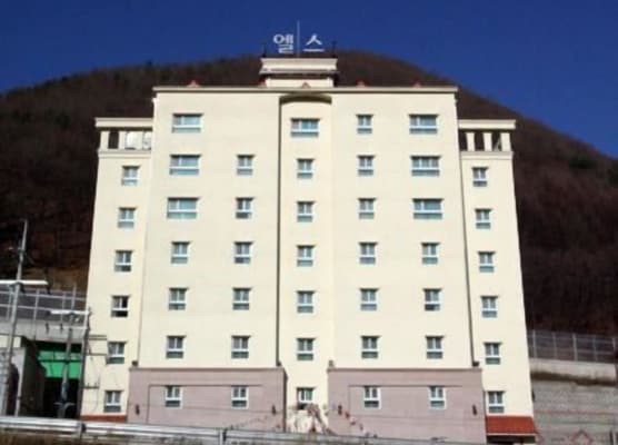 L'S Hotel 1