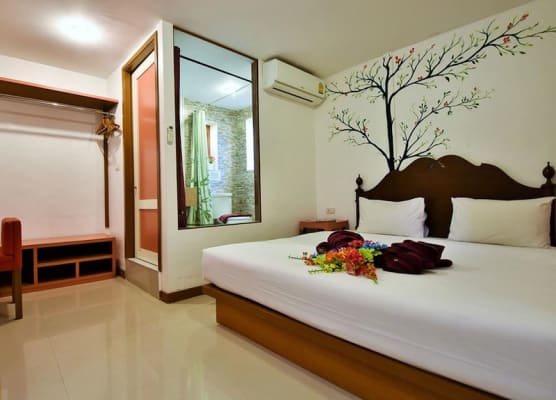 Phi Phi Arboreal Resort 1