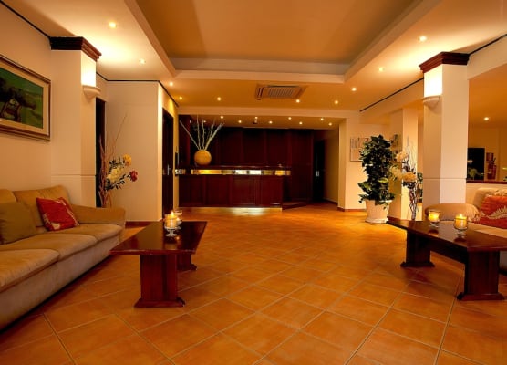 Zoe Apartment by Hotel Moderno 1