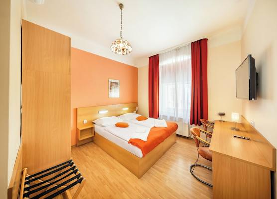 Hotel Golden City Garni 1