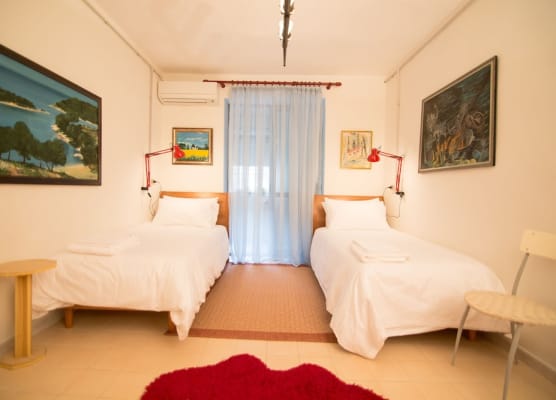 B&B Artistic Tirana 1