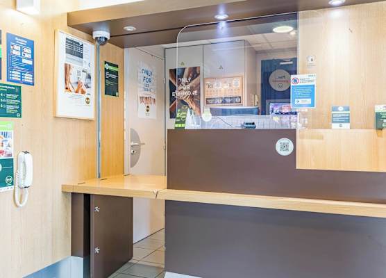 B&B HOTEL TOURS Sud Joué-lès-Tours 1