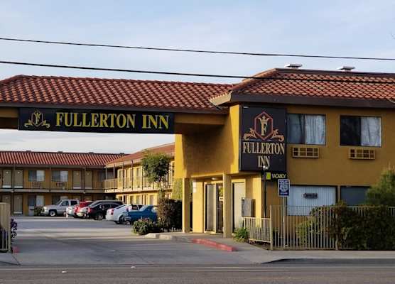 Fullerton Inn - Near Medieval Times 1