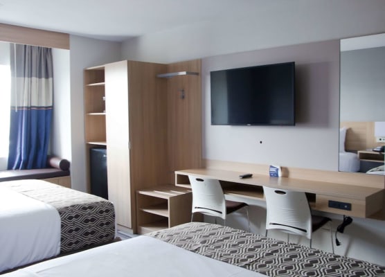 Microtel Inn & Suites by Wyndham Camp Lejeune/Jacksonville 1