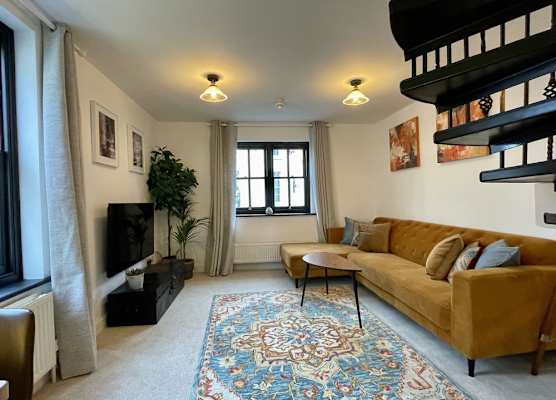 Cosy Oasis in the Heart of Clifton Village 1