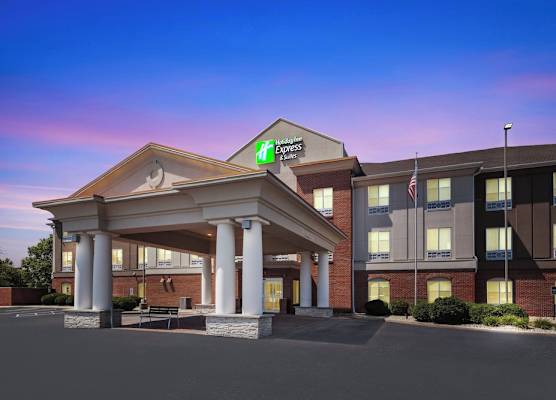 Holiday Inn Express & Suites URBANA-CHAMPAIGN (U OF I AREA) by IHG 1