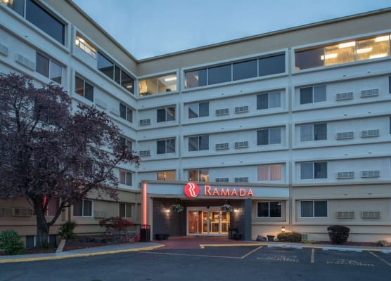 Ramada by Wyndham Downtown Spokane 1