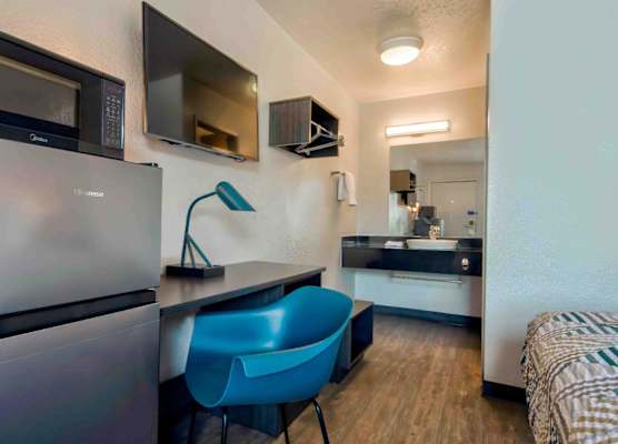 Studio 6 Albuquerque NM Midtown 1