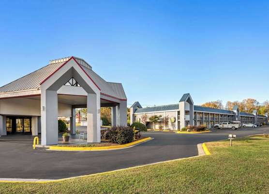 Super 8 by Wyndham Garysburg/Roanoke Rapids 1