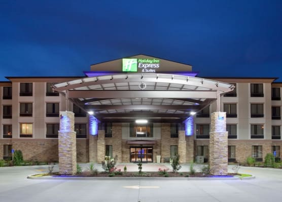 Holiday Inn Express & Suites ST LOUIS AIRPORT by IHG 1