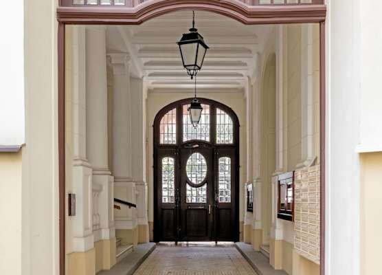 Hoża Luxury Apartments 1
